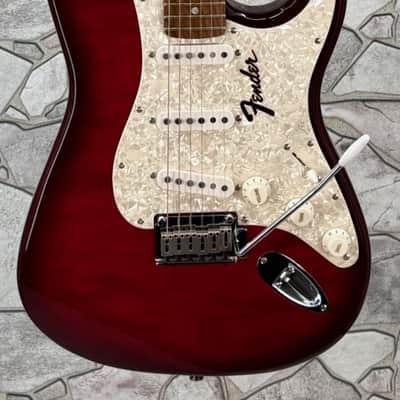 Fender Squier 2004 Standard Stratocaster with Hardshell Case image 5
