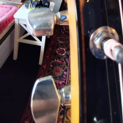 Taylor 618e with V-Class Bracing 2020 - Present - Antique Blonde image 8