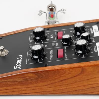 Moog Moogerfooger MF-103 12-Stage Phaser + Fast Neuwertig + 1,5 Jahre Garantie image 9
