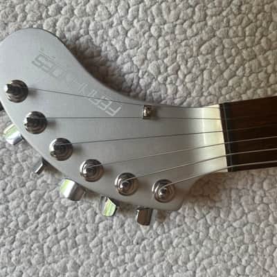 Fernande Nomad Deluxe Electric Guitars Silver/Gray image 11