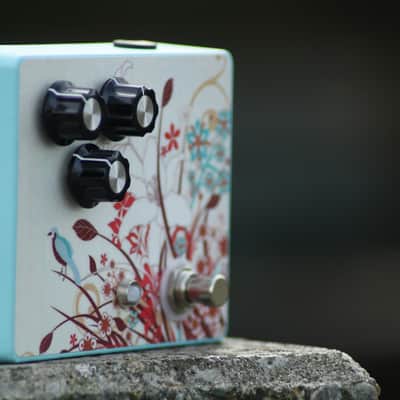 Millipede FX - 'Summer's Day Delay' - Echo / Delay Guitar Pedal - 2014 - Fuchsia image 5