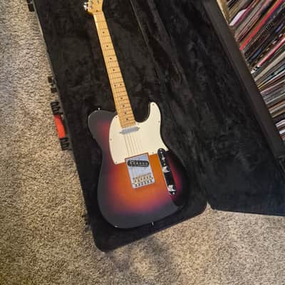Fender American Standard Telecaster with Maple Fretboard 2008 - 2016 - 3-Color Sunburst image 9