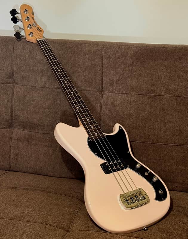 G&L Tribute Series Fallout Bass | Reverb