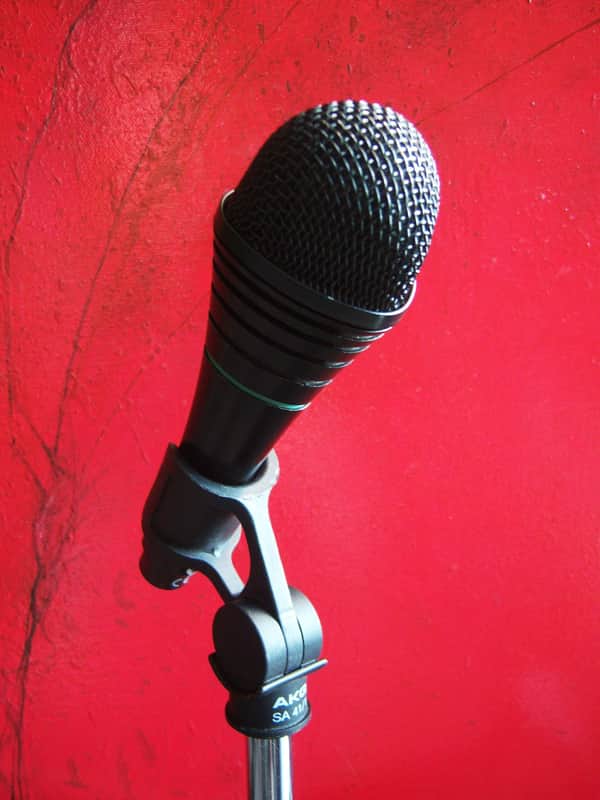Vintage 1980's AKG D3900 dynamic hyper cardioid microphone w