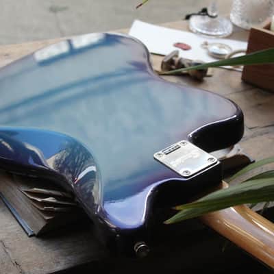 SQUIER "FSR Classic Vibe™ '60s Jazzmaster®, Laurel Fingerboard, White Pearloid Pickguard, Matching Headstock, Competition Burgundy", 3, 57 KG image 8
