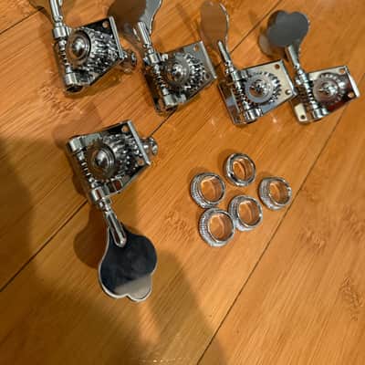 Sire Marcus Miller 5 string Tuner keys bushings Sire 2025 - Chrome image 1