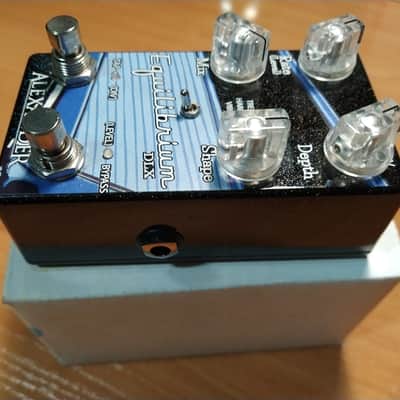 Alexander Pedals Equilibrium DLX Tremolo Harmonic Vibrato stereo tap control image 7