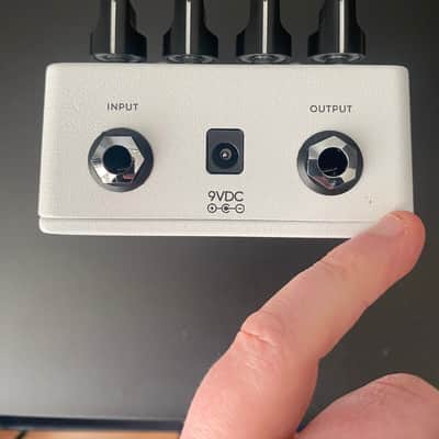 Abominable Electronics Pit Beef - White image 4