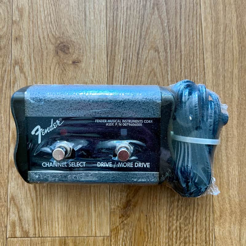 Fender 2-Button Channel/Reverb Footswitch with 1/4" Jack 2010s - Black (099-4056-049) image 1