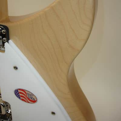Rickenbacker 330/12 12-String Semi-Hollow Electric Guitar - MapleGlo image 9