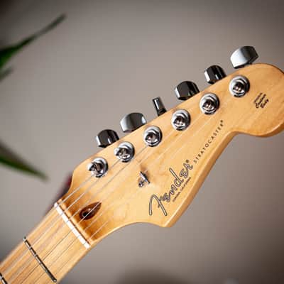 Fender American Professional Stratocaster 2019 USA image 9