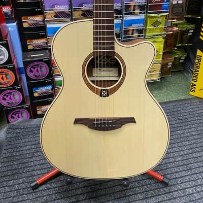 LAG Tramontane T70ACE electro-acoustic auditorium size guitar with solid spruce top image 10