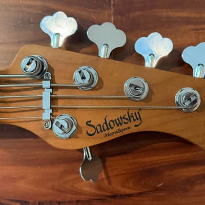 Sadowsky Metroexpress Modern 5-String 2025 - Champagne Metallic with updated pickups and VTC preamp image 6