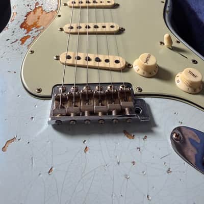 Fender 1960 Stratocaster Heavy Relic Sonic Blue over Sunburst 2023 image 5