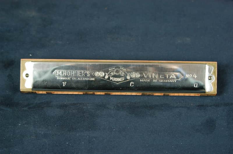 Vintage Hohner Vineta No.4 Chord Harmonica. Very Nice Instrument