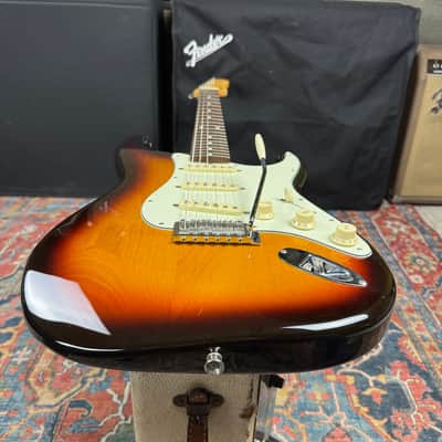 Fender Hybrid 60's Stratocaster w/USA Vintage '57-'62 Pickups - 2020 image 17