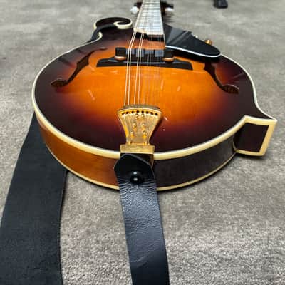 Oscar Schmidt Mandolin OM-40 Florentine - Tobacco Sunburst image 8