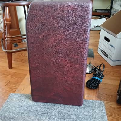 Fender '65 Deluxe Reverb Reissue "Bordeaux Blues" FSR Limited Edition 22-Watt 1x12" Guitar Combo 2021- Wine Red image 3