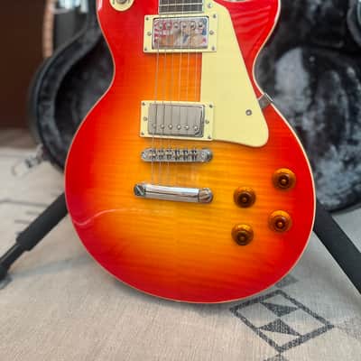 Firefly Classic Les Paul Sunburst Electric Guitar W/HSC image 1