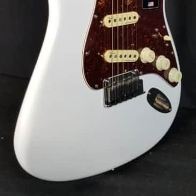 Fender American Ultra Stratocaster Electric Guitar, Rosewood Fingerboard, Arctic Pearl, W/HSC image 5