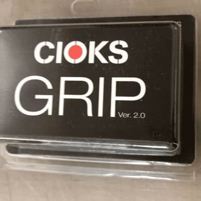 CIOKS DC7 - 7 Isolated DC Outlets Power Supply w/ Cioks Grip Bracket v2 for Pedaltrain Pedalboards image 2