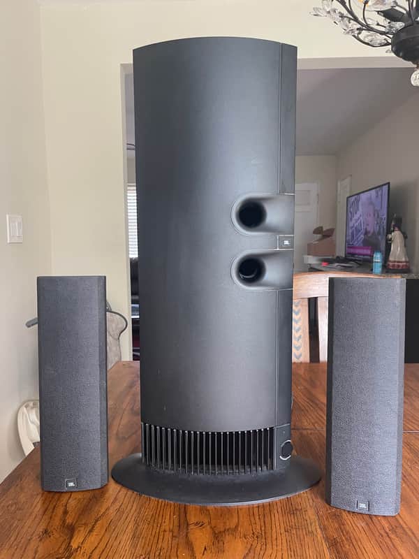 JBL Music 2 system  2 satellite and 1 amplified subwoofer  1996 - Black image 1