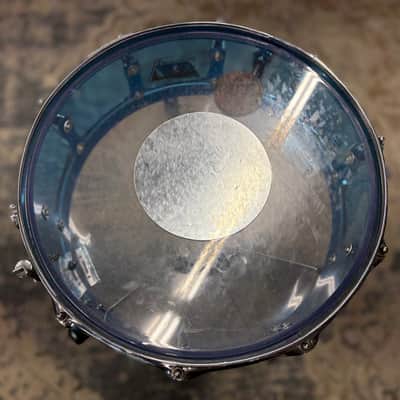 Ludwig 5x14" Vistalite Acrylic 10-Lug Snare Drum with P-85 Strainer 1970s - Blue image 6