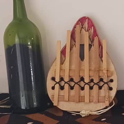 African-style bamboo & gourd "thumb piano" (med.) image 2