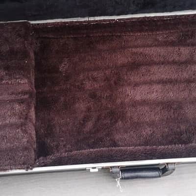 Fender Bullet / Musicmaster Electric Guitar Case 80s - will not fit a strat image 2
