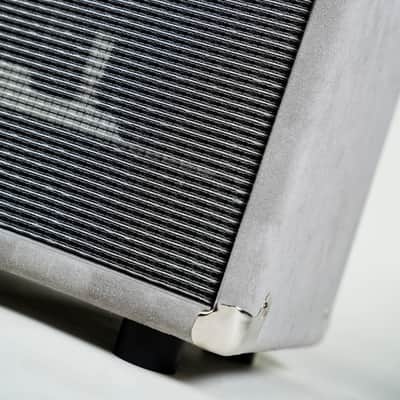 Two-Rock Silver Sterling Signature 150W Head, 230V - Grey Suede image 5