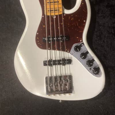 Fender American Ultra Jazz Bass image 5