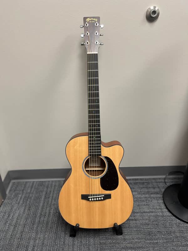 Martin 000C JR-E 2025 - Present Natural image 1