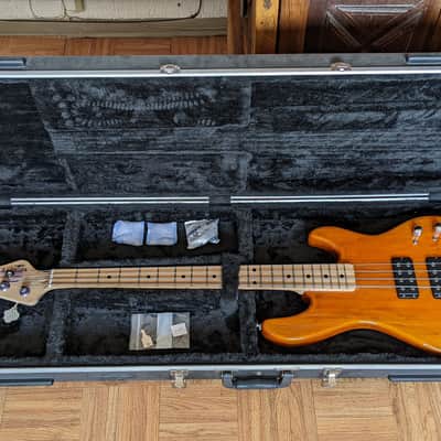G&L Tribute L-2000 2005 - Amber image 1