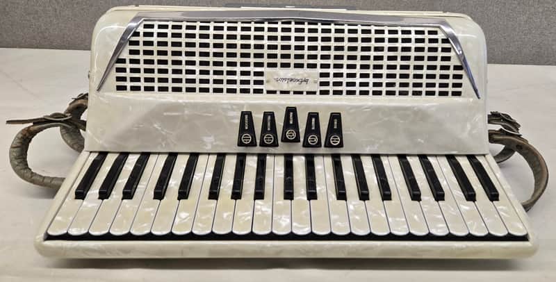 Excelsior Accordiana Ivory 508 Piano Slimline Accordion LMM 41/120 Ready to Play image 1