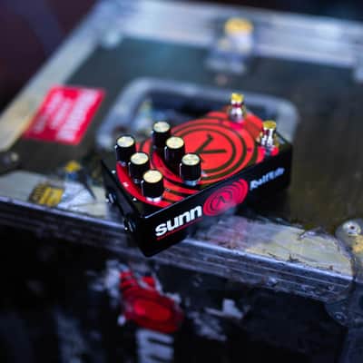 Earthquaker Devices Sun O))) HalfLife Octave Distortion + Boost Pedal image 6