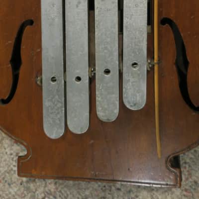 Carillon Bell Chimes - F-hole 1930s image 3
