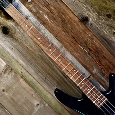 Ibanez GSR200-BK Gio Soundgear with Active EQ - Black image 8