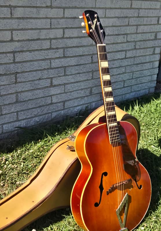 *Rare* 1946 SILVERTONE by Gretsch w/Geib case image 1