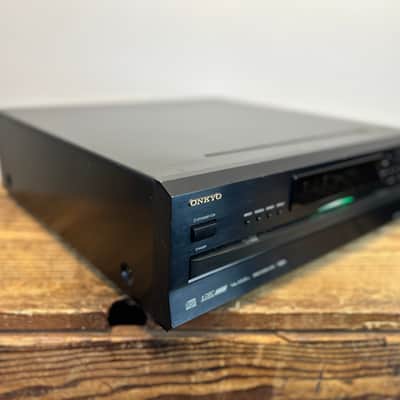 Onkyo DX-C390 6-CD Changer (no remote) image 2