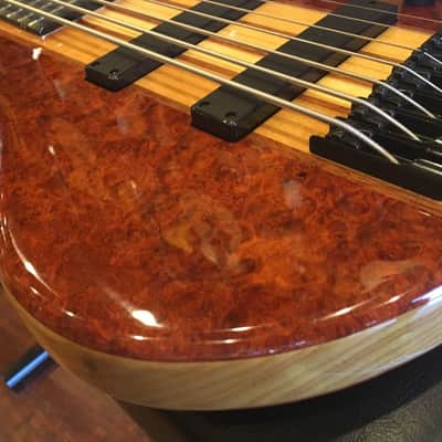 Wolf 7 String Bass Gloss Quilted Bubinga Top Neck-Thru w/ Gigbag image 8