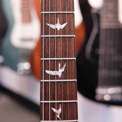 PRS SE Custom 24 2024 - Blue Fade image 9