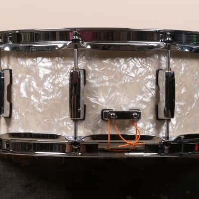 Pearl 5.5x14 Session Studio Select Nicotine White Marine Pearl Snare Drum image 9