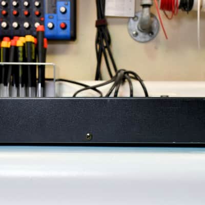 Roland Fantom-XR Rackmount Synthesizer Module *Screen Needs Replacement image 8