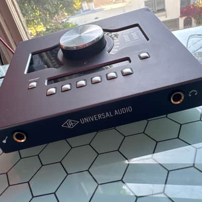 Universal Audio Apollo Twin QUAD MKII Thunderbolt Audio Interface 2010s - Dark Grey image 2