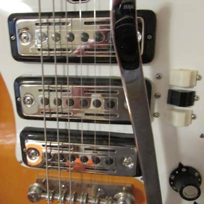 TEISCO DEL RAY ET-310 STRAT STYLE ELECTRIC GUITAR image 4