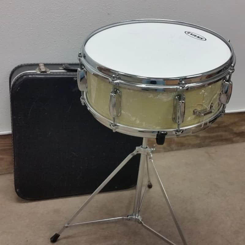 Slingerland Hollywood Ace 5.5x14" 8-Lug Snare Drum 1960s White Marine Pearl image 1