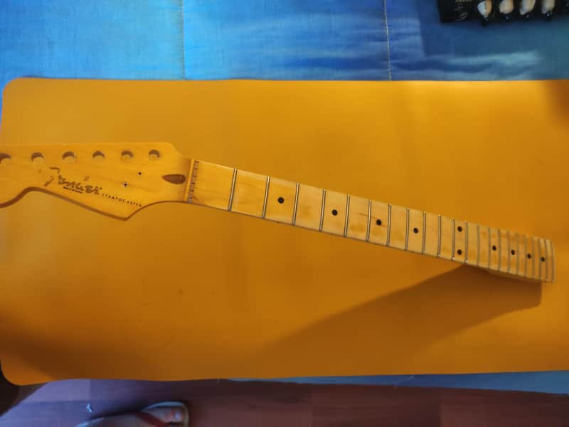 Allparts Strat neck - Maple - reverse headstock, Custom shop relic finish - richie kotzen profile image 1