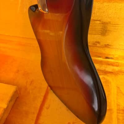 Fender American Vintage '62 Jazzmaster 2000 - 2012 - 3-Color Sunburst image 4