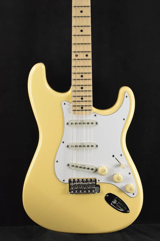 Mint Fender Yngwie Malmsteen Stratocaster Vintage White Scalloped Maple Fingerboard image 1