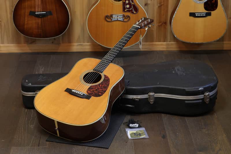 Martin HD-28V